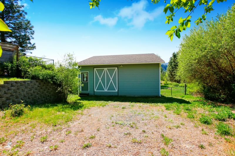 Enhance The Structural Integrity of Your shed's Roof!